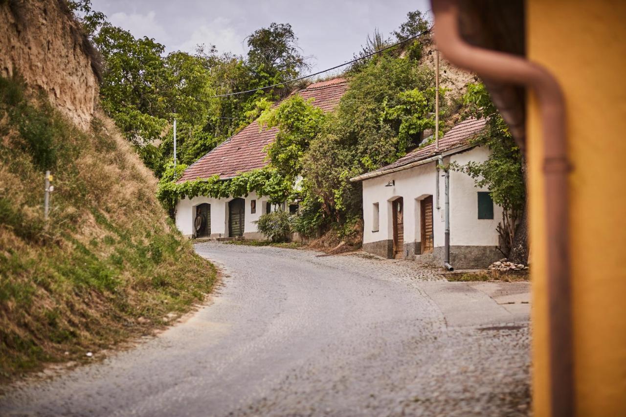 Schmankerl Und Gast Bed & Breakfast Rohrendorf bei Krems Ngoại thất bức ảnh